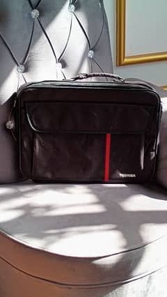 6 laptop bags available for sale, large size, leather bag