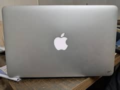 Apple Mackbook Air 2015 11inch 4/128ssd core i5 condition 10/10