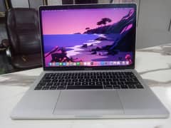 Apple Macbook Pro 2017 i5