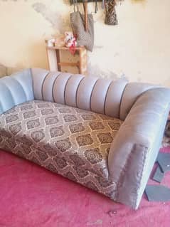 new sofa neat and clean sofa ten bye ten condition