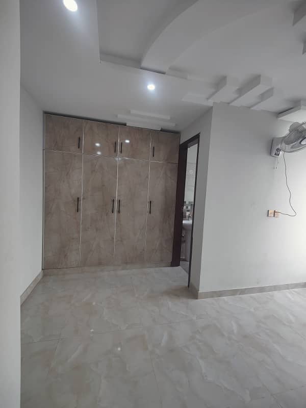 2 Bed Brand New Beautiful 3rd Floor Apartment For Rent In Sector D DD Block Bahria Town,Lahore 6