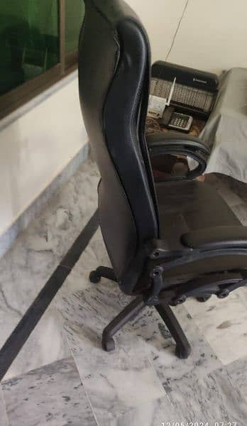 executive office boss chair high back 4