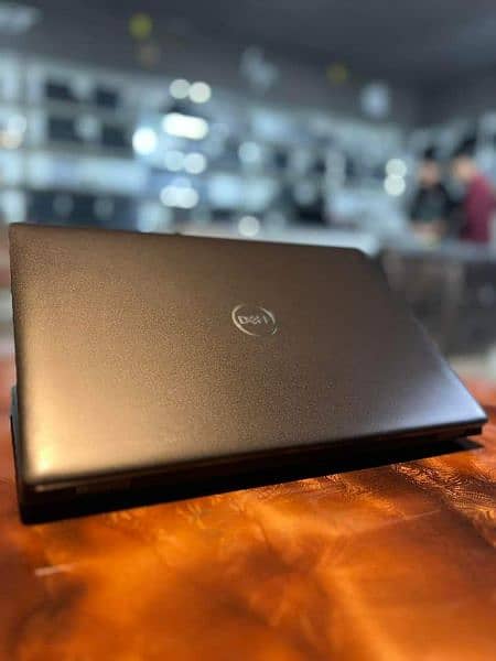 Dell latitude 5400 Core i5 7th generation 4