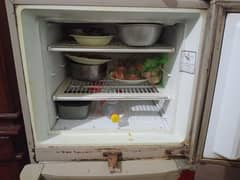 Dawlance fridge 8 cubic feet