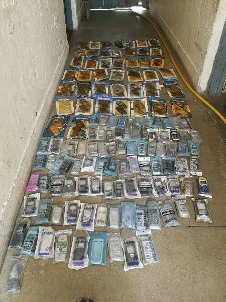 Old Mobiles Casing Housing available for sale read complete add 0