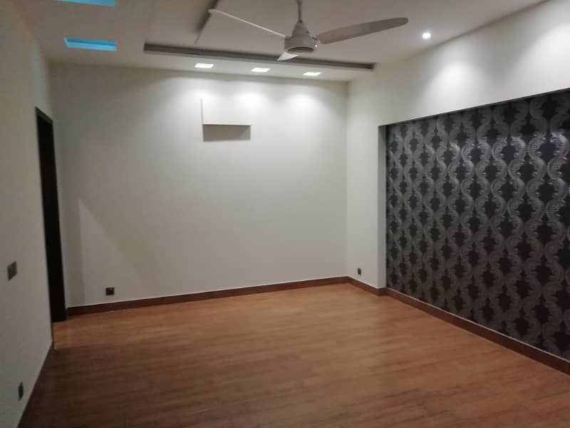 1kanal Super House For Sale dha Phase 1 7