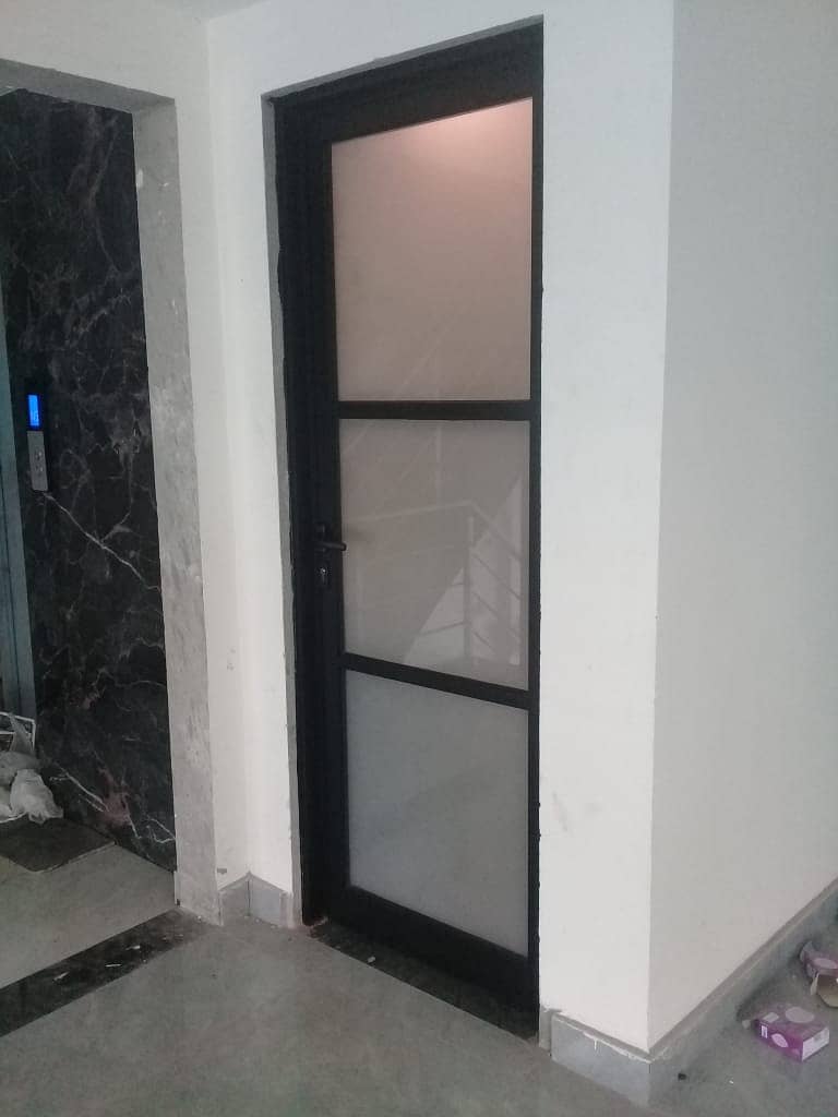 Aluminium Windows/door & Glass Work Shower Cubical/Glass Office Cabin 9