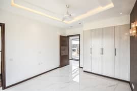 Brand new 1 Kanal Upper Portion Available for Rent in DHA Phase 8 Ex park view