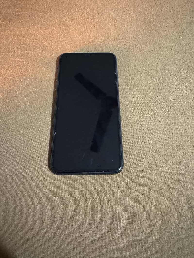 Iphone 11pro max 256gb PTA APPROVED 0