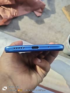 10 by 8 condition all ok Bas ik dent Hai original charger with boc