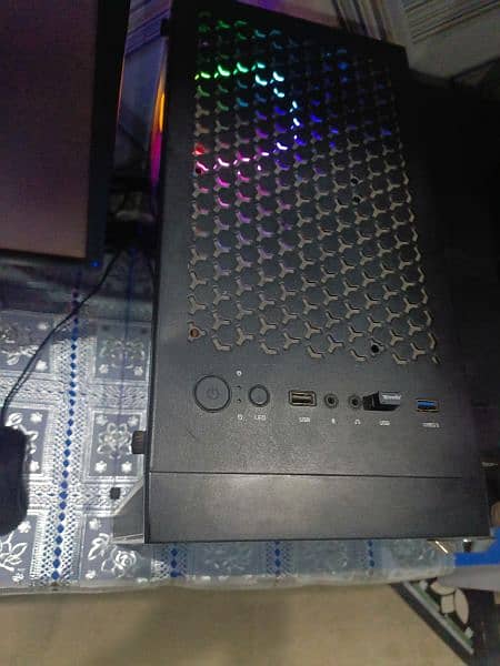 i5 4thgen gaming PC (valorant installed) AMD Radeon 1gb card 256 bit 3