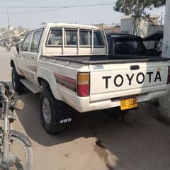 Toyota Hilux 1988 reg 91