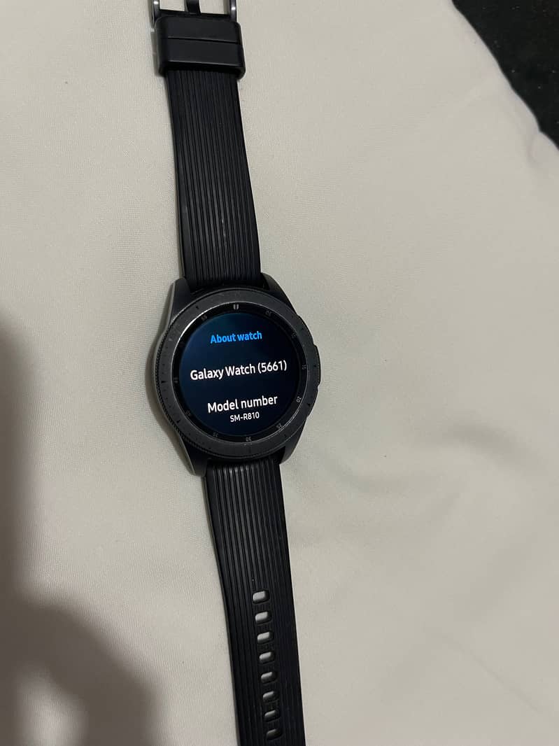 Samsung Galaxy Watch 4 (42 mm) , metal bezel Gear S4 (SM-R810) Wifi 12