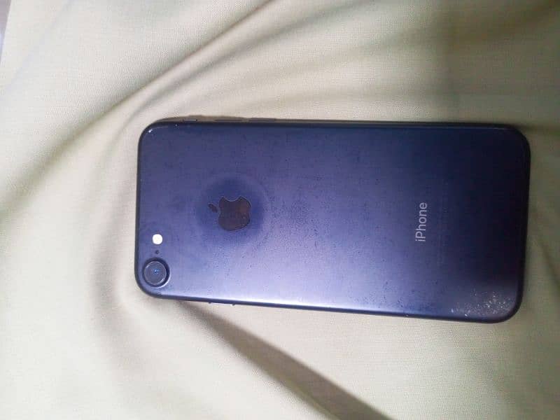 iPhone 7 128GB whater pak 1