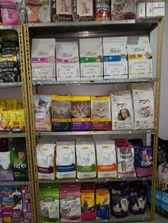 All Types Of Cat Foods Treats And Others Things Are Available