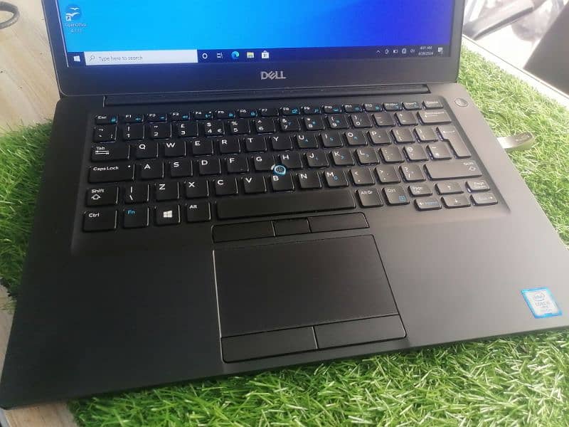 Dell 7490 i5 8th gen 9