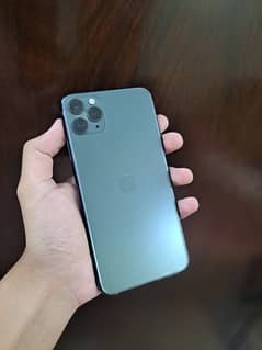 iPhone 11 pro max 90% bh with box