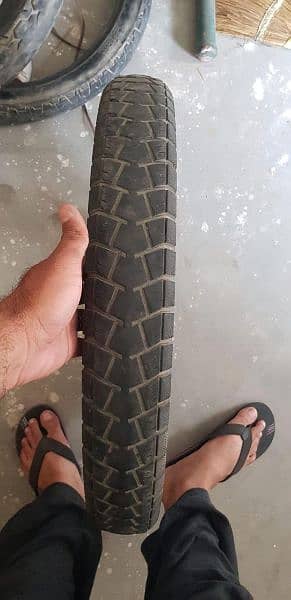 Yamaha YBR back tyre 1