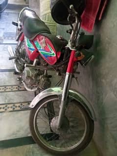 one hand used honda cd70 10/10 condition