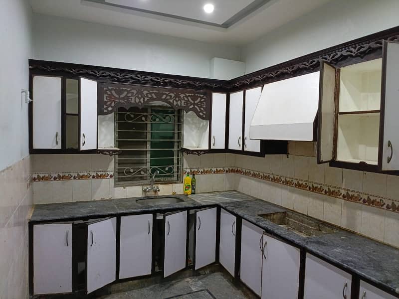 12 Marla Outclass Upper Portion For Rent In Johar Town Lahore 6