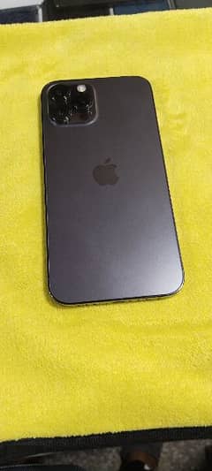 iPhone 12 pro max 256 GB factory unlock Bbatery health 82 water pack