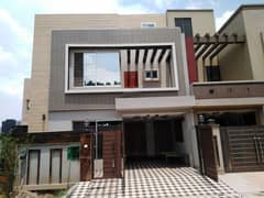 Facing Park 5 Marla New House For Sale In AA Block Sector D Bahria Town