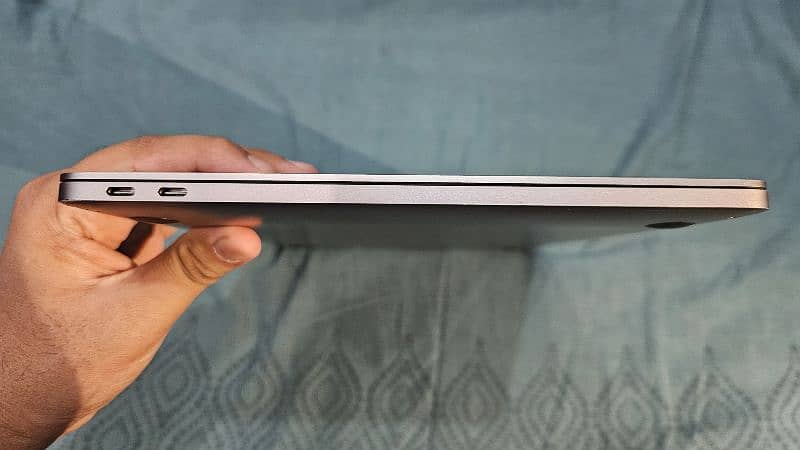 Apple MacBook Pro 2017 13" Space Grey Core i5 8-128GB 3