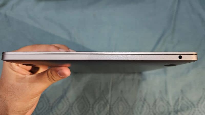 Apple MacBook Pro 2017 13" Space Grey Core i5 8-128GB 5