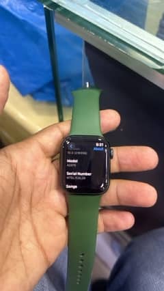 Apple watch series 7 41mm Midnight green Complete Stuff