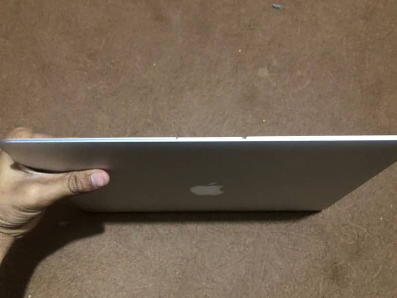 Macbook Air 2015 8gb ram 2