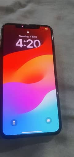 iPhone x s max 256 gb 10/10 battery cheng