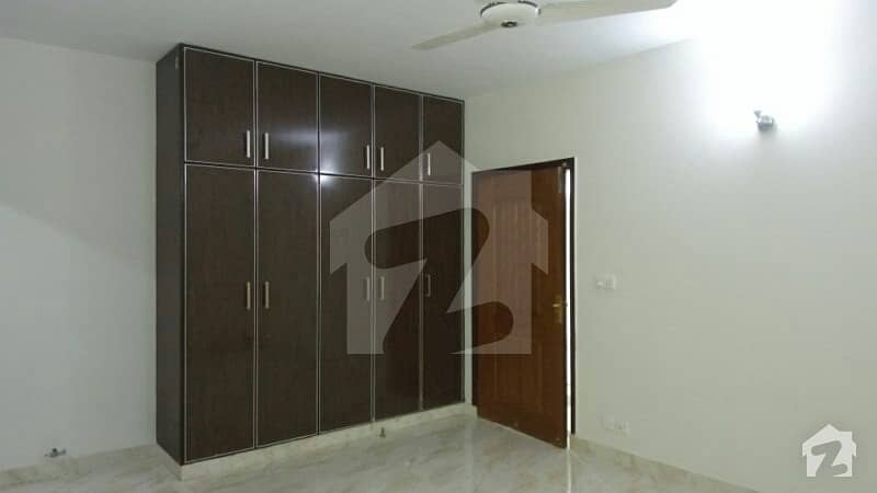 10 Marla 3 Bed Flat For Rent In Askari 11 Lahore 15