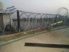 Home Safety Concertina Barbed wire Chainlink Fence Razor Wire install