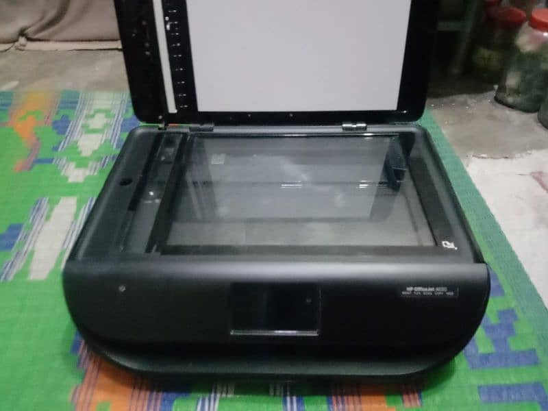 HP officejet 4650 wireless color and black all ok no any fault 1