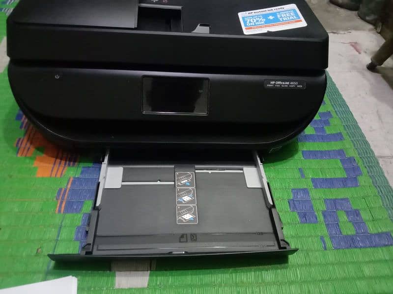 HP officejet 4650 wireless color and black all ok no any fault 5