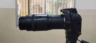 canon 450D DSLR camera with 50 200mm lenses