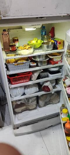 dawlance fridge full size 100% working condition