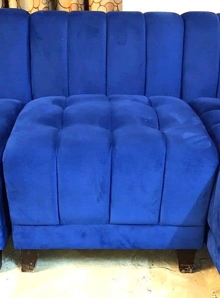 L-Shaped blue sofa set 7