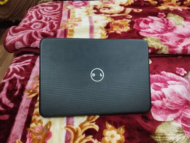 Dell Inspiron 3537 0