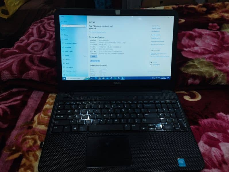 Dell Inspiron 3537 1