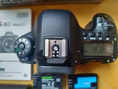 DSLR Canon 6D Mark 2 camera