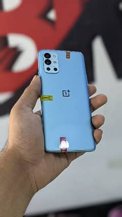 OnePlus 9r 12 gb 256 gb water pack brand new condition global duel