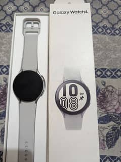 Samsung Galaxy Watch 4 10/10 Condition