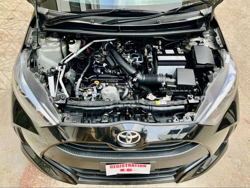 Toyota Yaris 2021 X Push Start 5