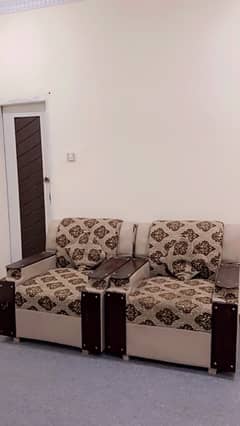 5 seater sofa (urgent sale)