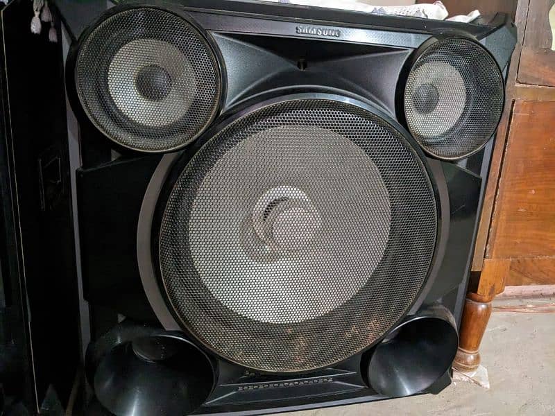 SAMSUNG GIGA FS MX 8000 WOOFERS 4