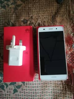 Huawei Y6 For sale 10/10 with box charger