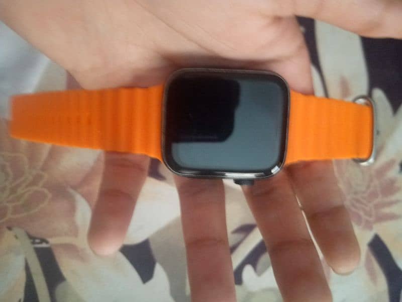 i8 pro max smart watch 1 scratch on screen 2