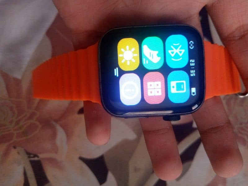 i8 pro max smart watch 1 scratch on screen 5