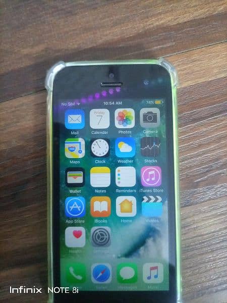 iphone 5c 32 gb new condition 4gb ram etc 4